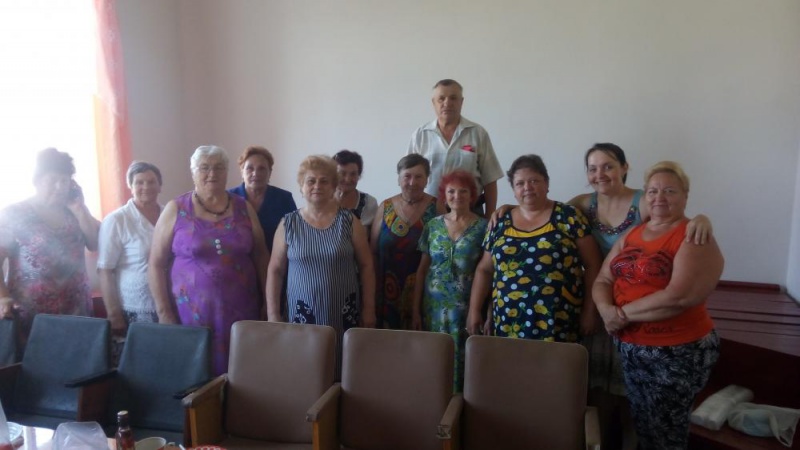 Хоров.