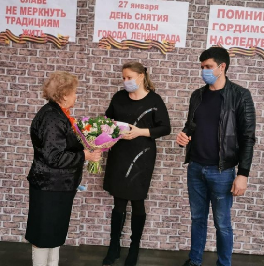 акция блокадный хлеб ред